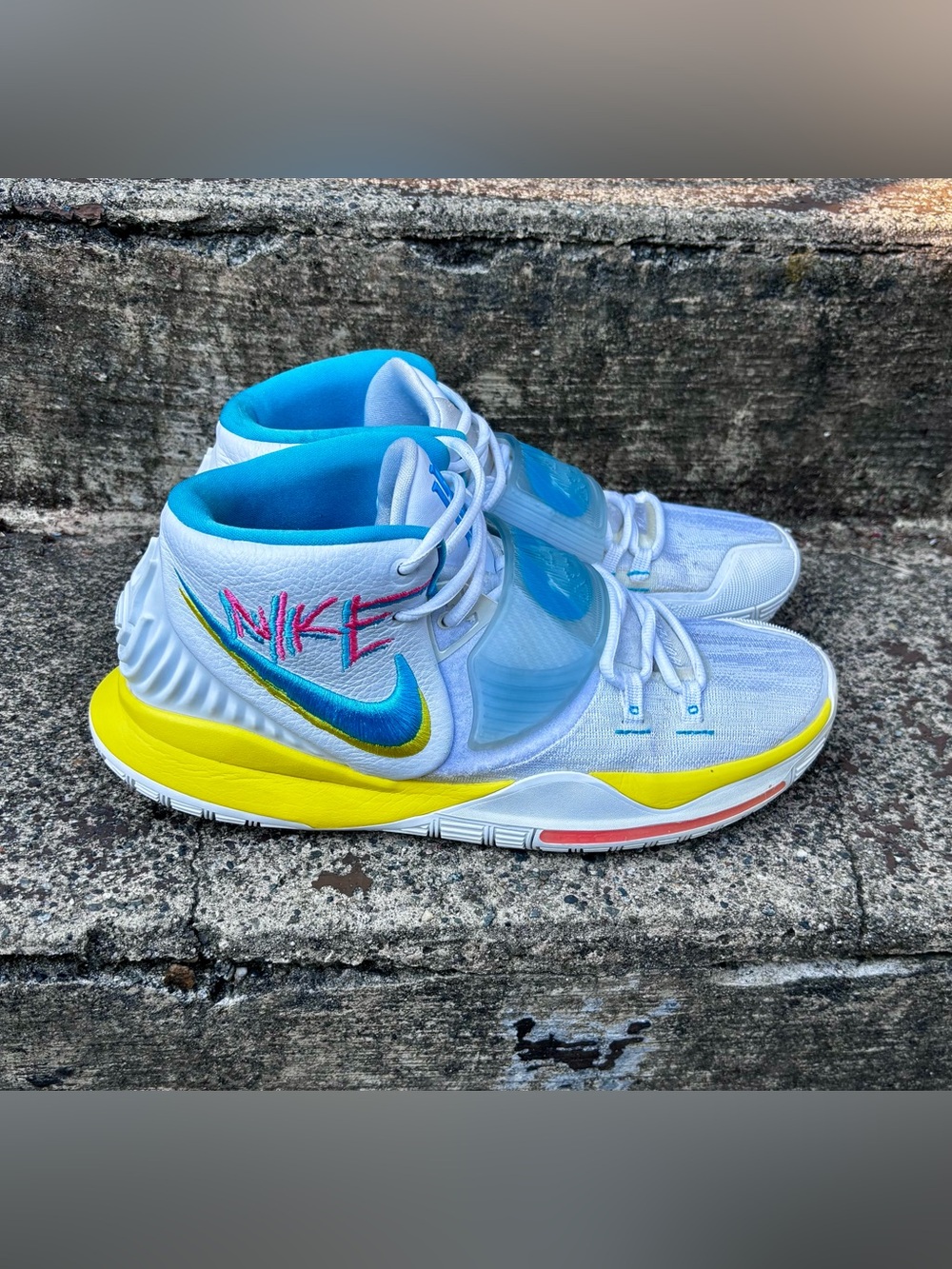 Nike Kyrie 6 'Neon Graffiti Size 12
